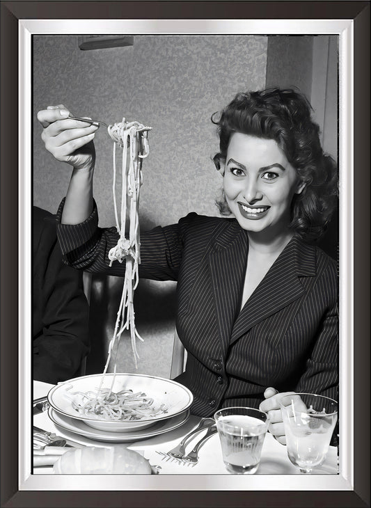 Kunst. a10 Cinema Mangiaspaghetti Vintage Poster Sofia Loren / Posterdruck auf Torkon Kunstdruckpapier, für Heim- und Büroeinrichtung und Dekoration / Online-Verkauf / Galerie Papiarte ®