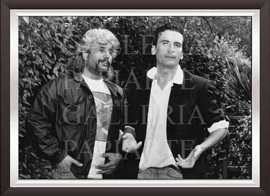 art. b33 Cinema Italiano Poster Vintage Massimo Troisi con Pino Daniele/ Locandina Stampa su Carta Artistica Torkon, per arredamento e decorazione casa, ufficio / Vendita Online / Galleria Papiarte ®